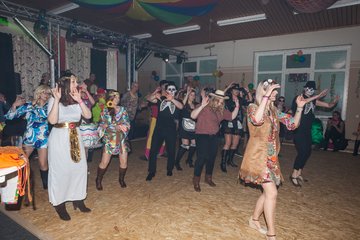 Bild 17 - Latuff 2016 Feier